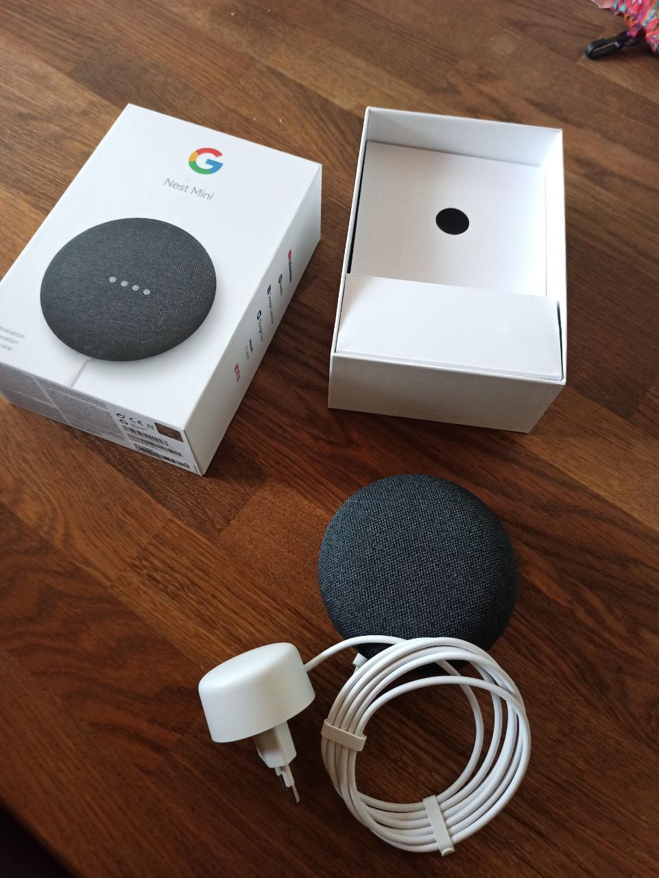 google nest min.jpg