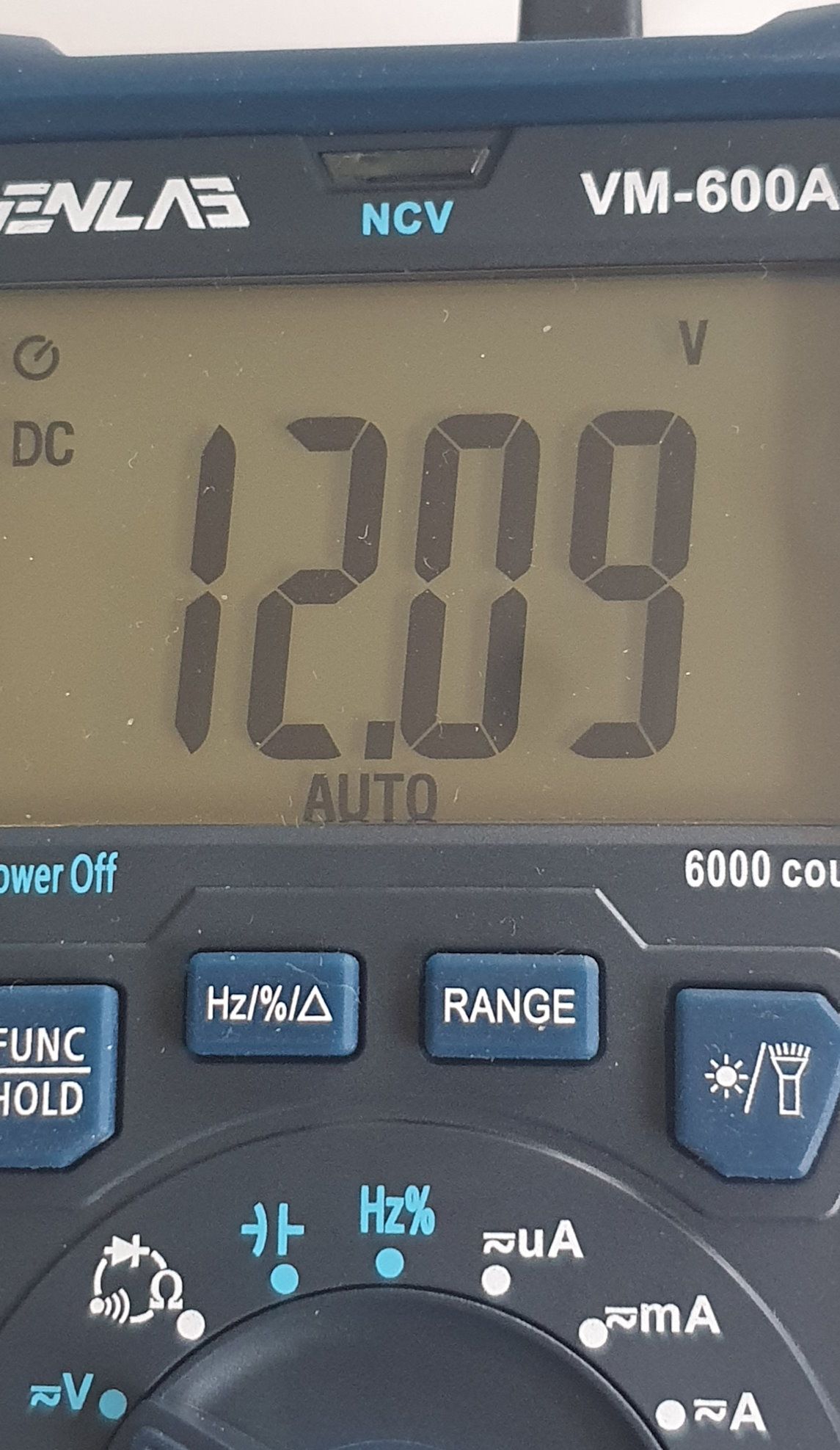 Voltmeter_12.09V.jpg