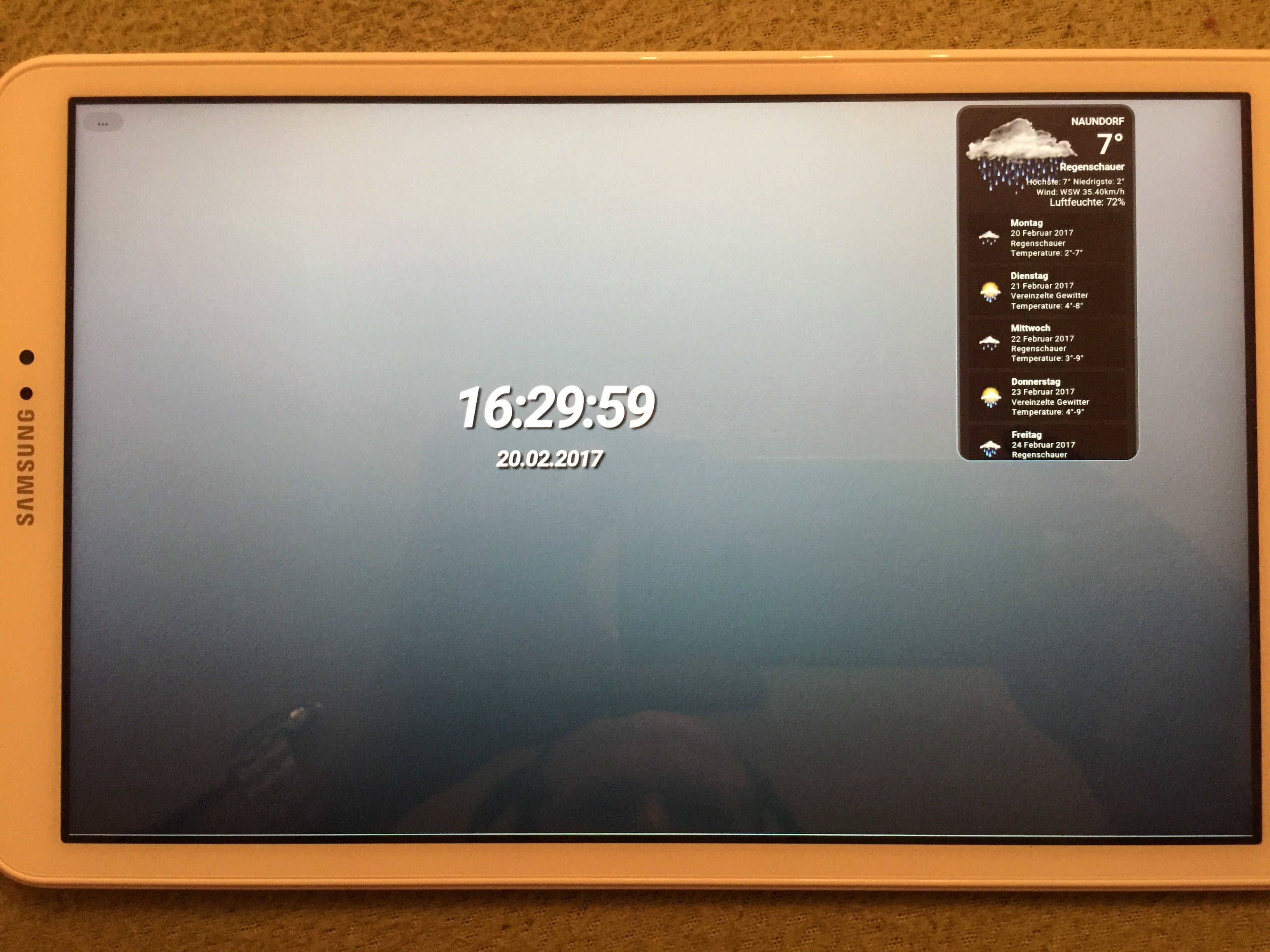 945_android.jpg